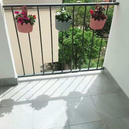 Apartman Grey 2 Minutes From Sea Apartment Makarska Exterior foto